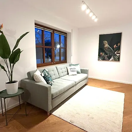 Perfekt Fuer 4! Kueche Netflix Nespresso Wlan Apartment Augsburg