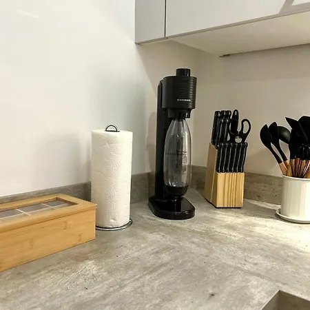 Perfekt Fuer 4! Kueche Netflix Nespresso Wlan Apartment Augsburg
